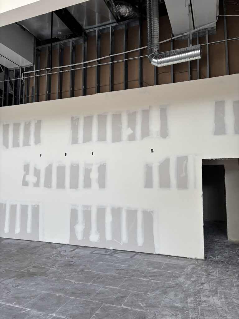 What is the average labor cost to install drywall